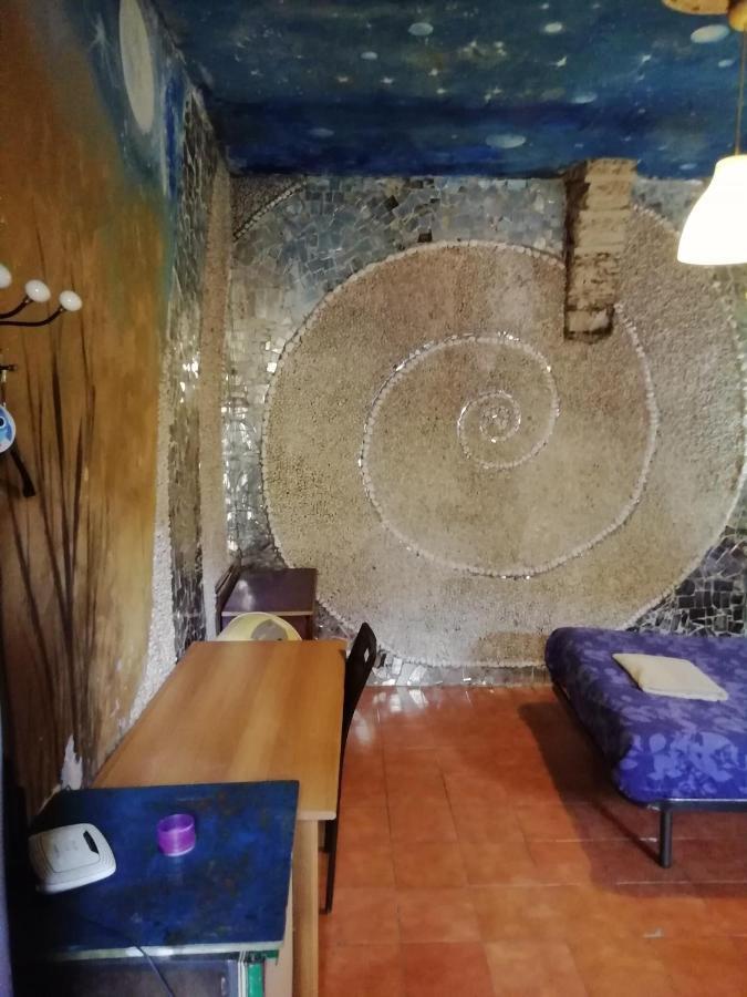 Economic Room Катанія Екстер'єр фото